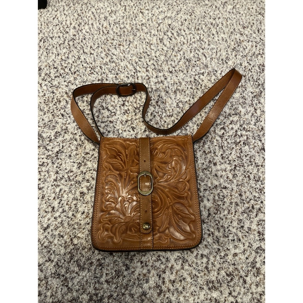 Patricia Nash BURNISHED TOOLED VENEZIA P28886 Leather Gold MD Swagger New